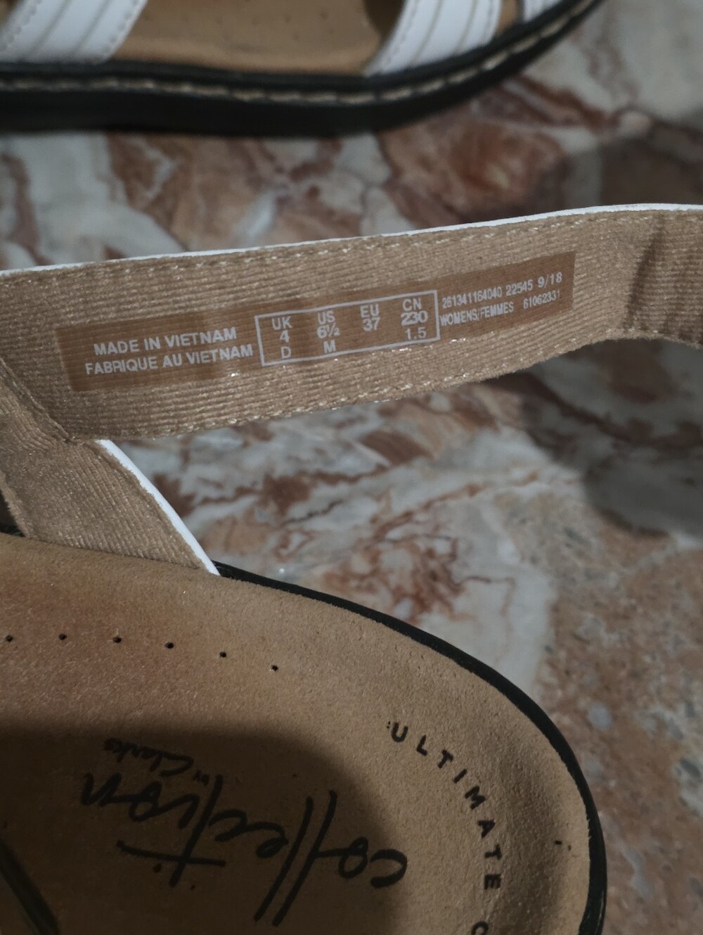 Clarks Women's White Sandals - Picture 6 of 7